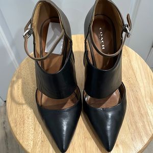 Coach Pumps Sz 8